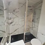 Apartment Le Republique Grand Wi-fi / Netflix *