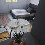 Apartment Le Republique Grand Wi-fi / Netflix *