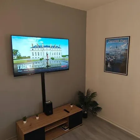 Le Republique Grand Wi-fi / Netflix Ангулем