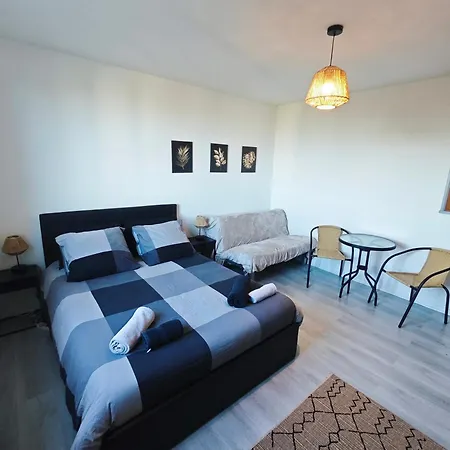 Le Republique Grand Wi-fi / Netflix Ангулем